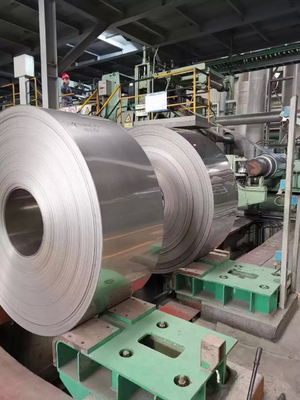 201 SEDERE di superficie luminosa laminate a caldo della bobina di acciaio inossidabile 202 430 per il serbatoio di acqua