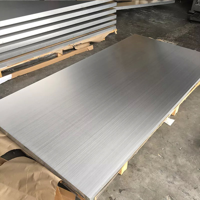 Il PVC ha ricoperto 6063 che lucidati il piatto di alluminio ha rispecchiato 6061 lo strato 1050
