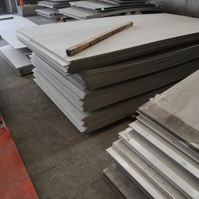Lo strato laminato a caldo 1000-6000mm di acciaio inossidabile 304 ha lucidato 316 per petrolio di costruzione