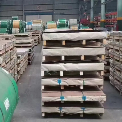 3 mm Materiale superiore acciaio inossidabile laminato a caldo 304 per uso industriale e commerciale