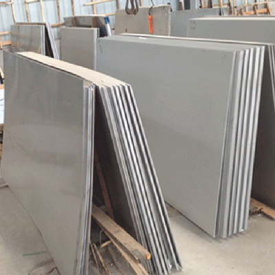 Fogli di acciaio inossidabile laminati a caldo, di alta resistenza e durata, perfetti per la produzione e la costruzione di precisione
