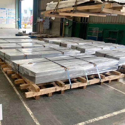 Fogli di acciaio inossidabile laminati a caldo Alta resistenza alla trazione e buona duttilità Lunghezza e superficie personalizzabili